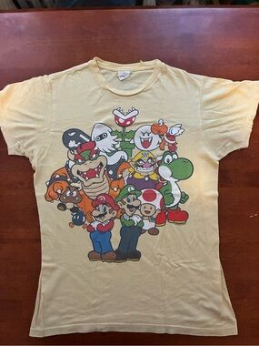 Vintage 2009 Nintendo Super Mario Bros Mario Luigi Yoshi Graphic Tee M
